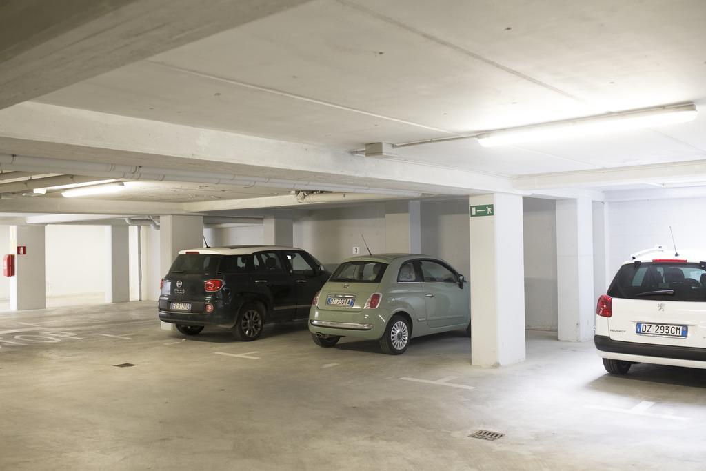 Residence Millecento Чезенатико Экстерьер фото