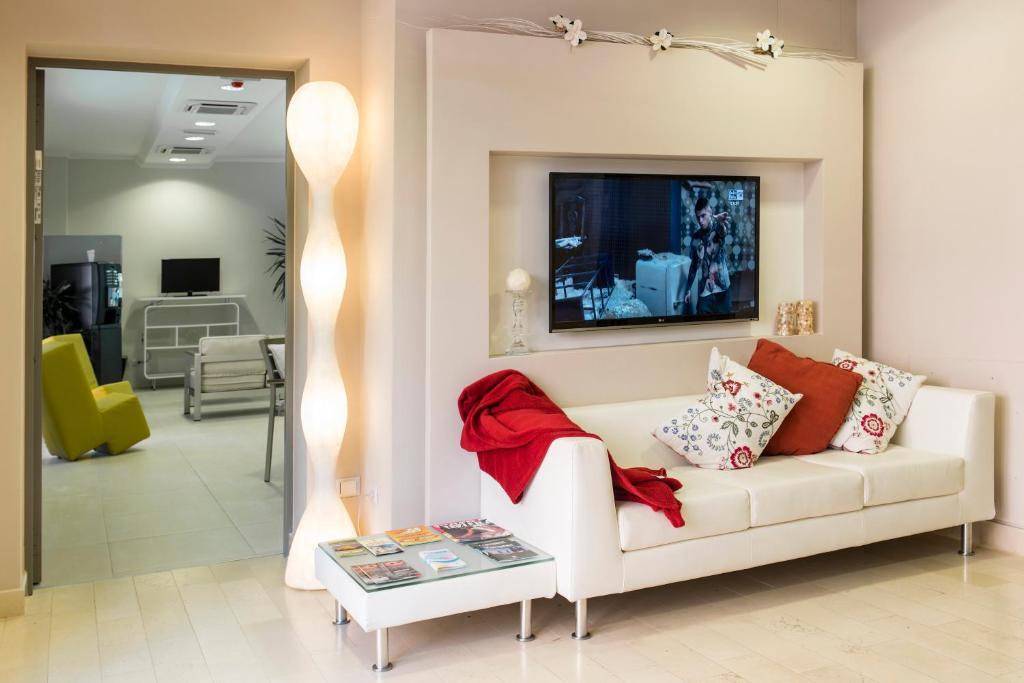 Residence Millecento Чезенатико Экстерьер фото